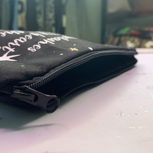 *NEW* ‘Side Piece Bag’ & FITS PHONE 📱 - Picture 4 of 7